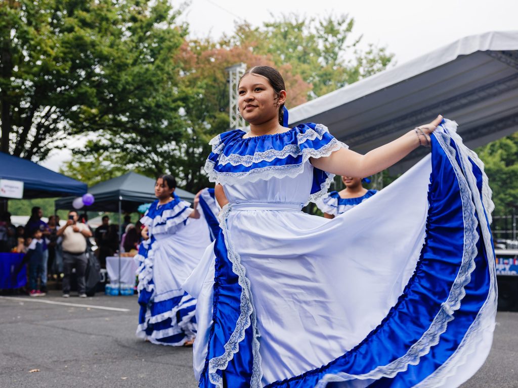 Thousands celebrate Hispanic heritage - Arlington Catholic Herald