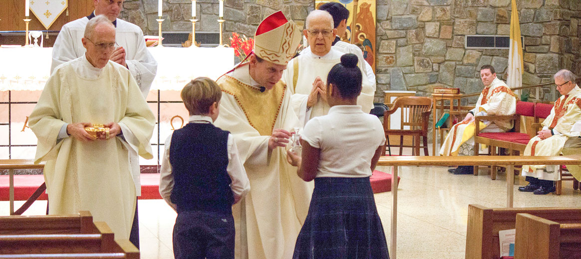CROP_LR_Bishop-visits-St-Michaels-4 CROP_LR_Bishop-visits-St-Michaels-4