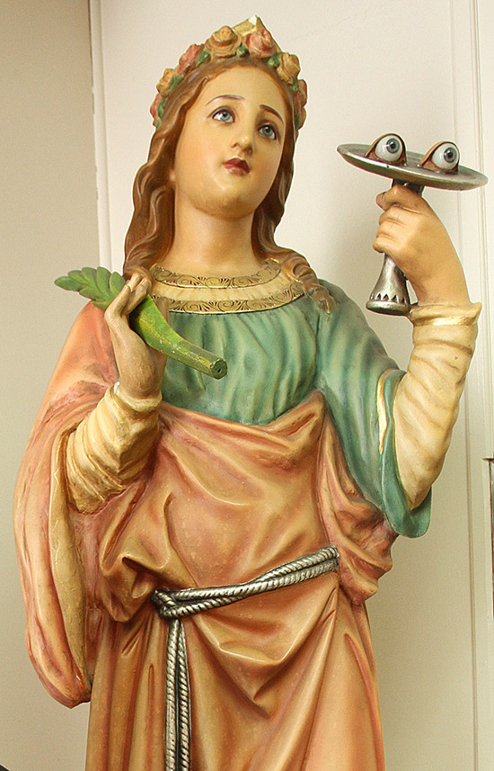 st lucy statue